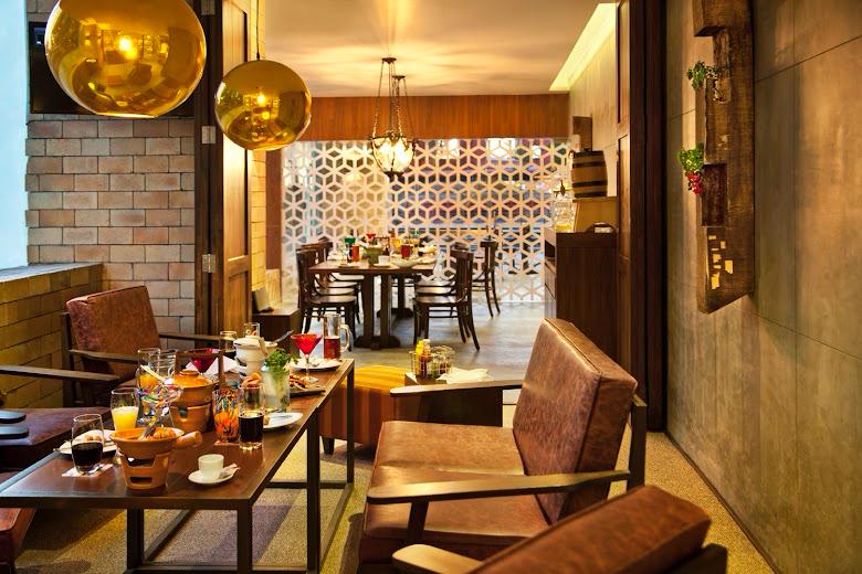 DISTRIC 6 PUB BREWERY & KITCHEN